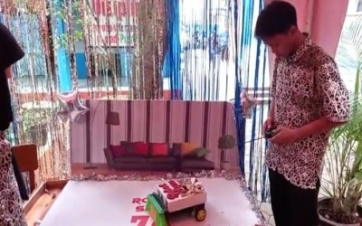 Kreatif! Siswa SMP di Kota Tegal Sulap Limbah Mainan Jadi Robot Penyapu